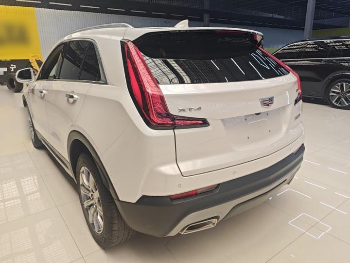 XT4 2020 Facelift 28T RWD Luxury photo 4