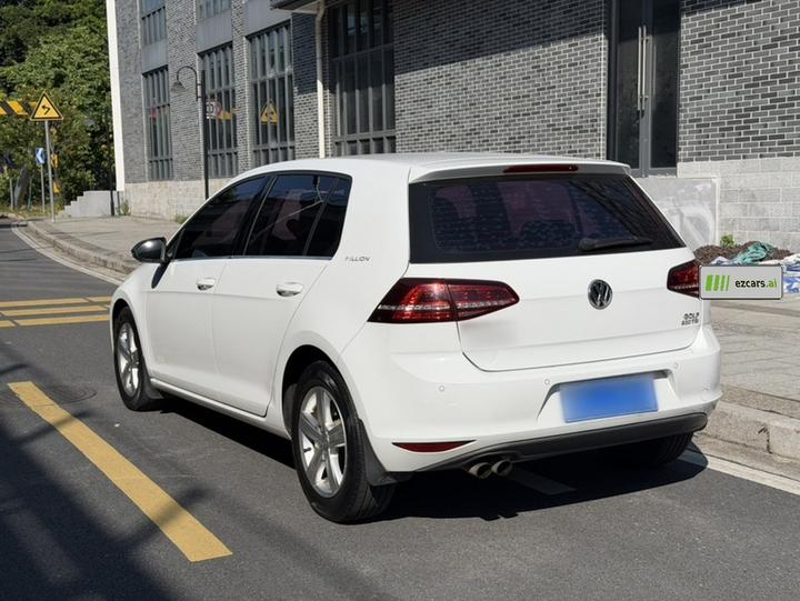 Golf 2017 230TSI AT Comfort Anniversary Edition photo 4