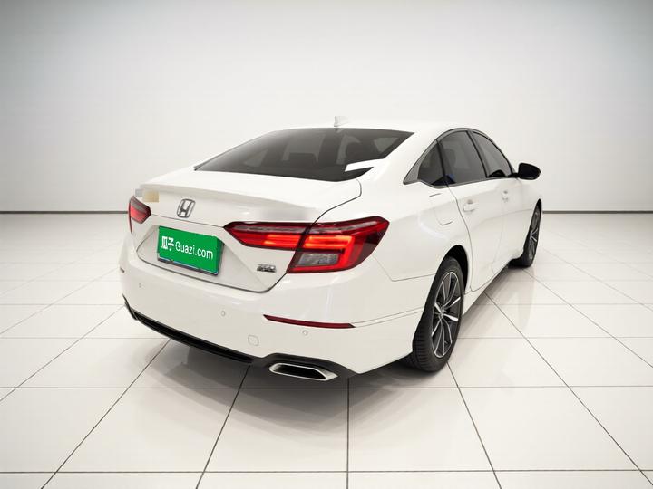 2022 260TURBO photo 6