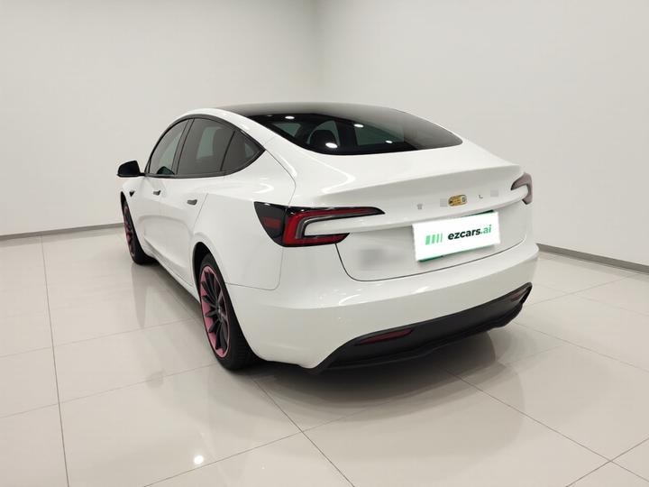 Model 3 2023 RWD photo 4