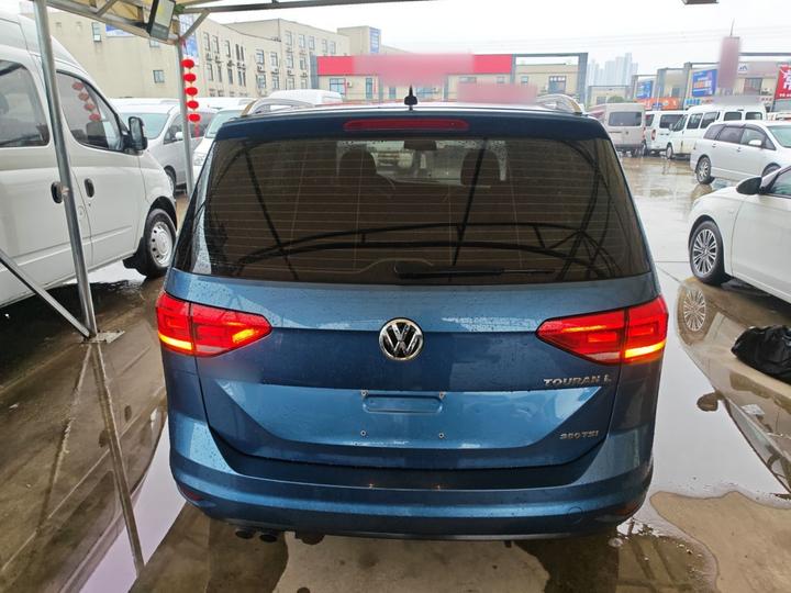 2018 L 280TSI DSG 7-Seater China VI photo 3