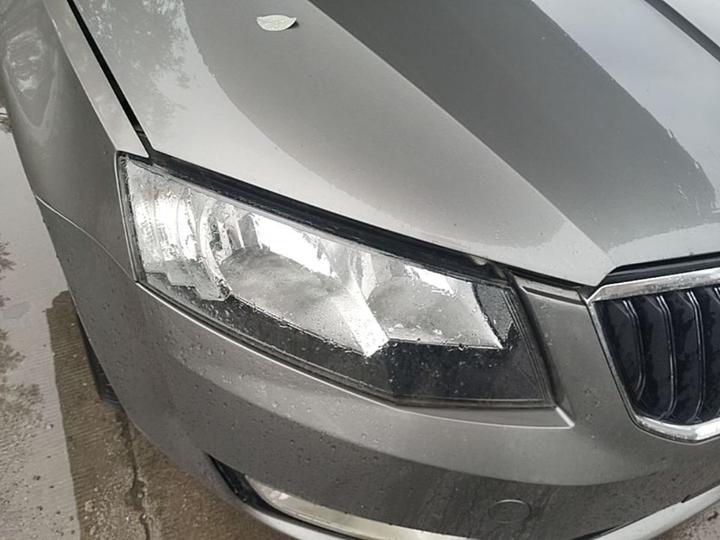 Octavia 2016 1.6L MT photo 7