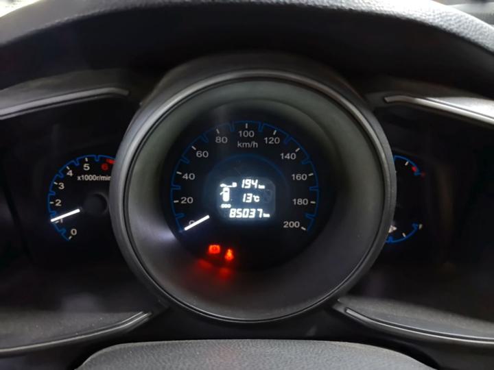 CX70 2016 1.6L MT Luxury photo 7