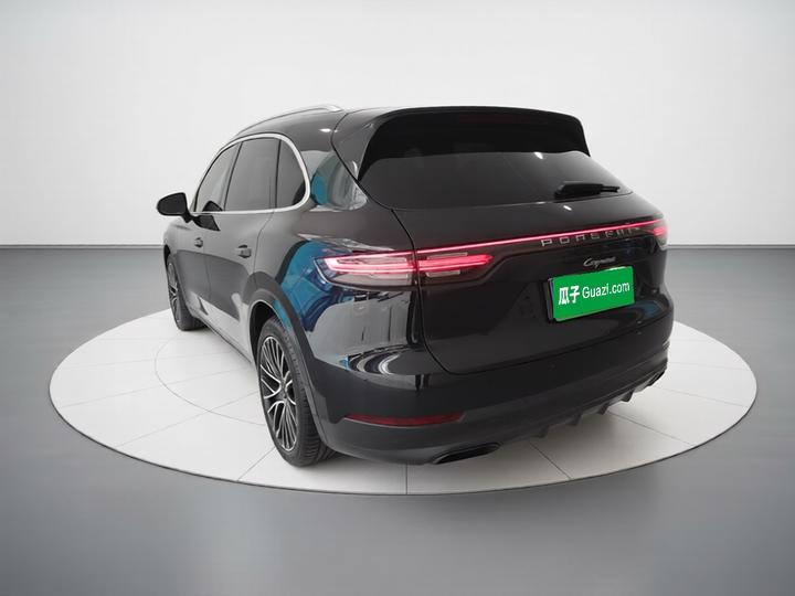 2019 Cayenne 3.0T photo 4