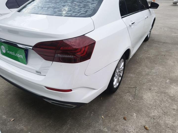 Emgrand 2021 UP 1.5L CVT photo 7