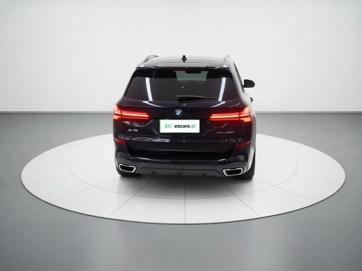 X5 2023 xDrive 30Li Exclusive M M Sport Night Package photo 5
