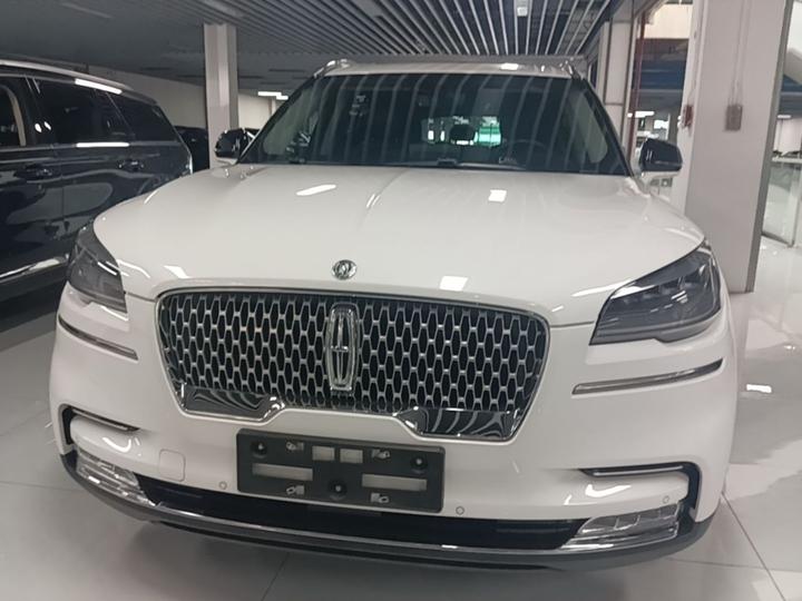 Aviator Imported 2020 3.0T V6 photo 2