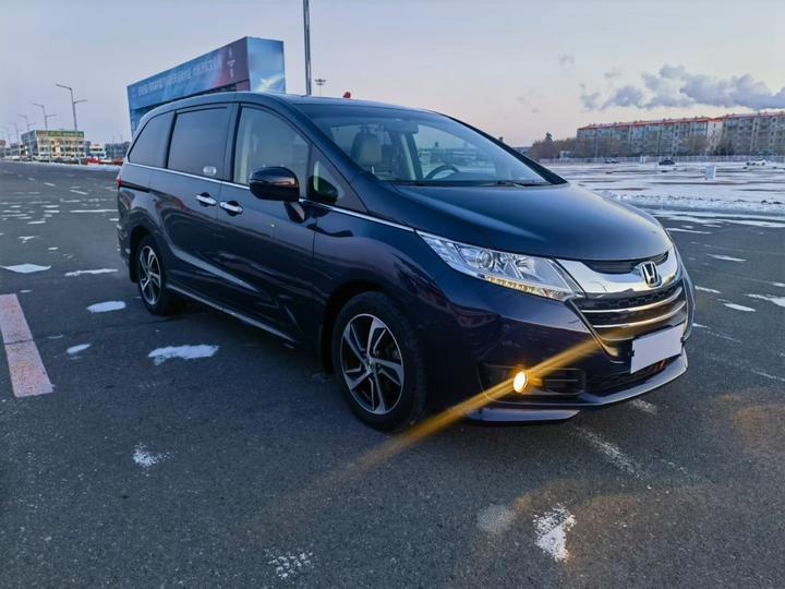 Odyssey 2015 2.4L Luxury photo 2