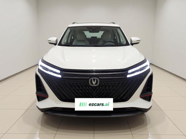 CS75 PLUS 2022 2nd Gen 2.0T AT Premium photo 2