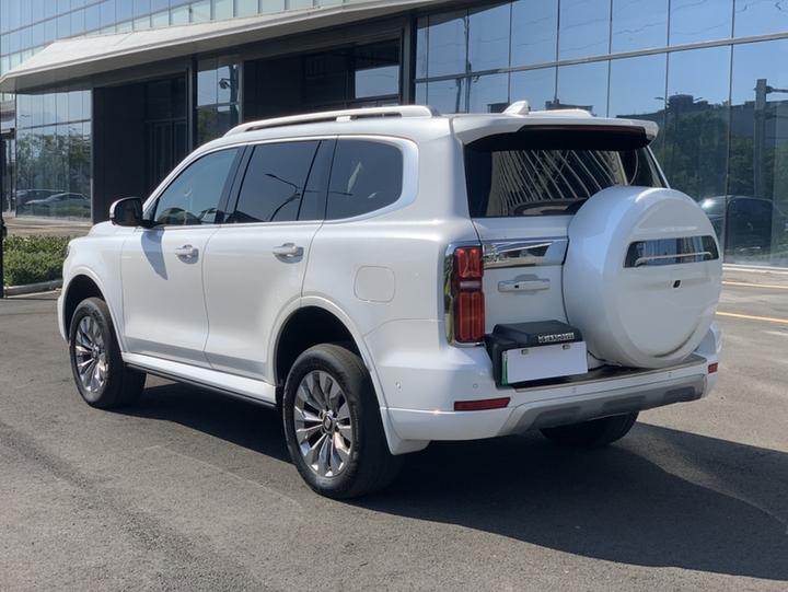 500 EV 2026 Hi4-T Smart photo 5