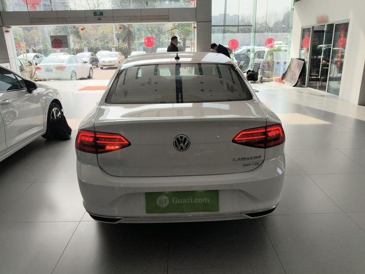 Lamando 2019 230TSI DSG China VI photo 3