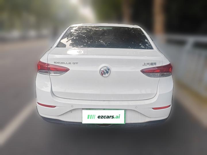 Excelle 2021 Facelift Classic 1.5L AT Elite photo 5