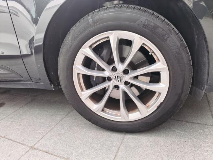 2022 Macan 2.0T photo 8