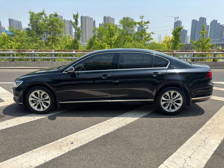 Magotan 2018 Facelift 330TSI DSG Luxury photo 4