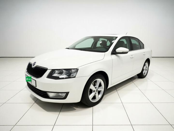 Octavia 2015 1.6L AT
