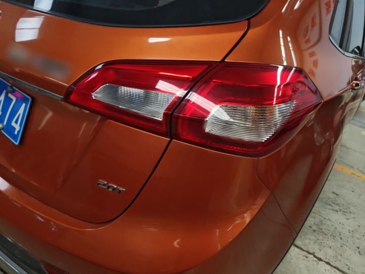 BAIC X65 2015 2.0T AT Elite photo 7