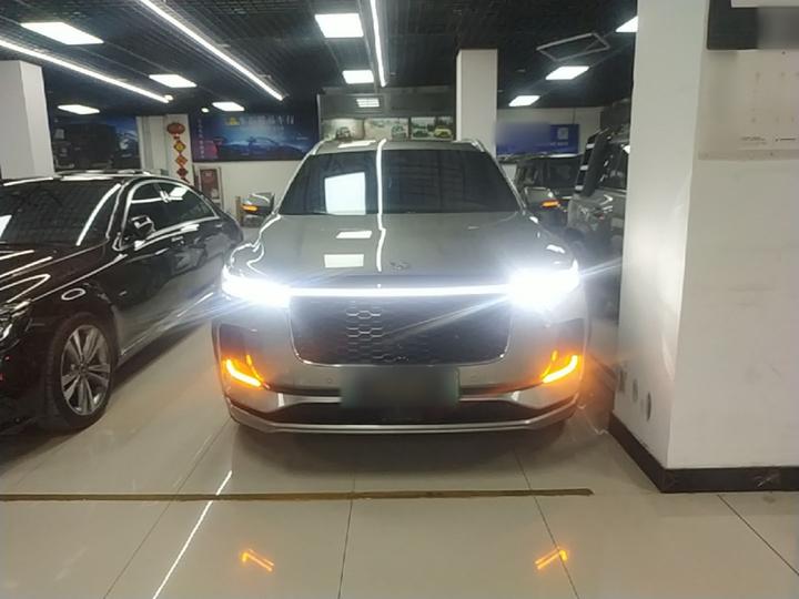 Li Auto ONE 2021 EREV 6-Seater photo 2