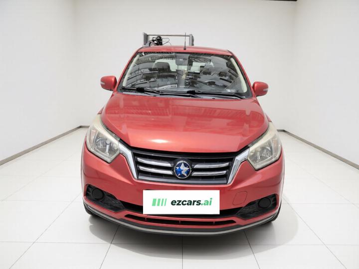 R50 2015 1.6L AT Fashion photo 2
