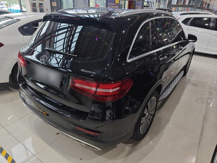 GLC 2017 GLC 260 4MATIC Dynamic photo 4