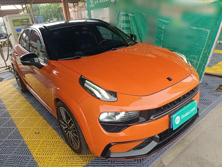 02 Hatchback 2021 2.0TD Halo photo 3