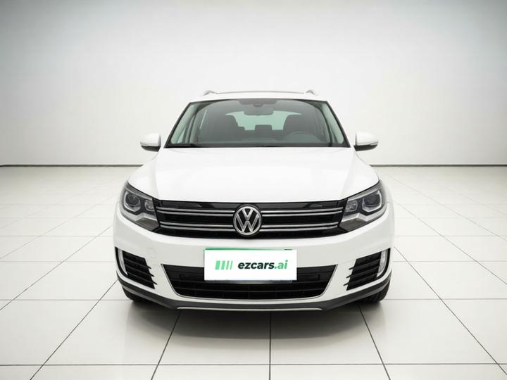 Tiguan 2015 1.8TSI AT RWD Luxury photo 2