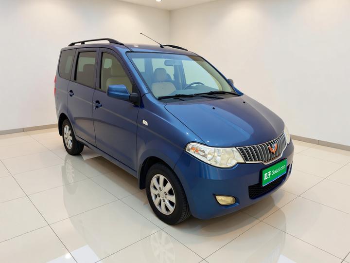 Wuling Hongguang 2014 1.2L Base IV photo 3