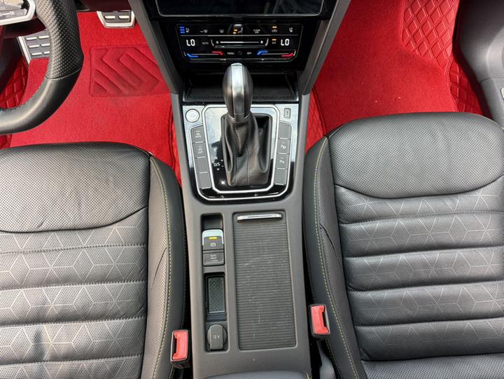 FAW-Volkswagen CC 2021 380TSI photo 7