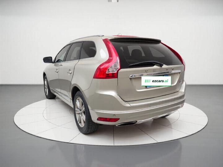 XC60 2015 T5 AWD photo 4