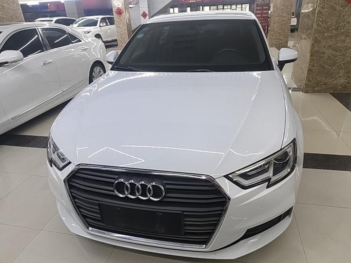 A3 2018 30 Anniversary Sportback 35 TFSI Progressive photo 2
