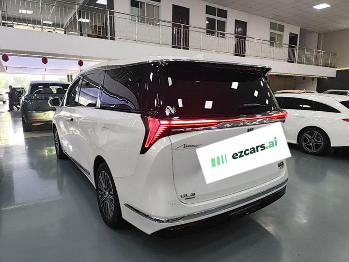 GL8 EV 2024 Exclusive 7-Seater photo 4