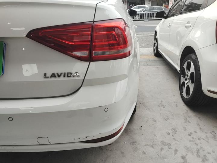 Lavida 2017 1.6L AT photo 7