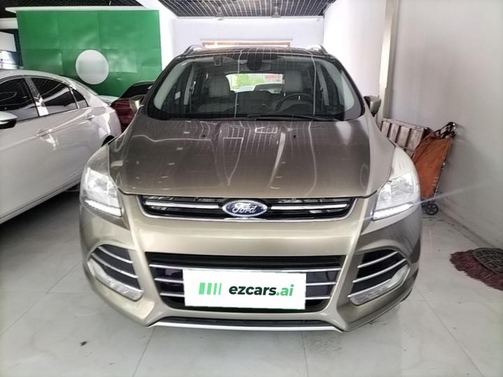 Kuga 2015 1.5L GTDi AWD Elite photo 2