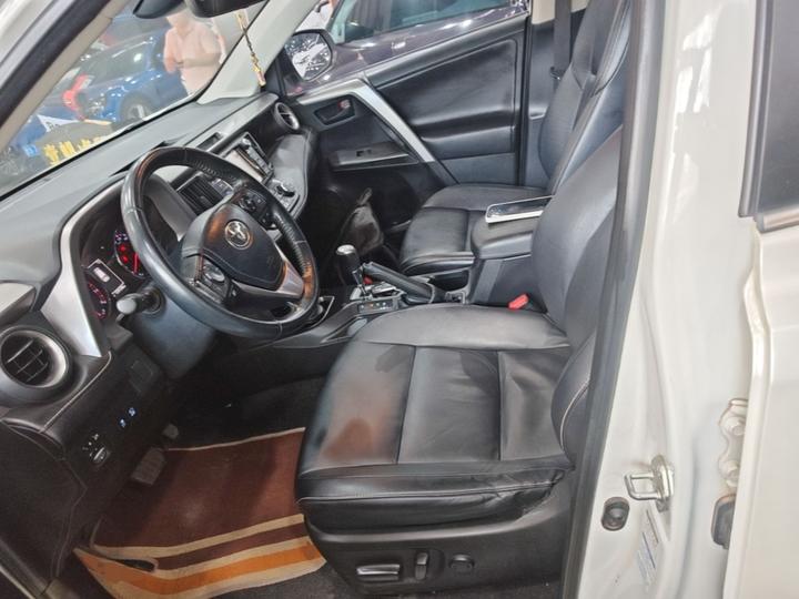 RAV4 2018 2.5L AT AWD Elite i photo 6