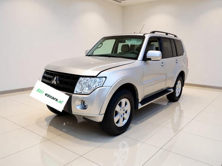 Pajero Imported 2010 3.0L AT Luxury
