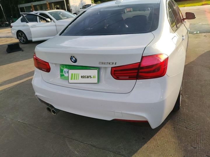 3 Series 2018 320i M Sport Package photo 3