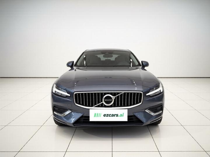 S60 2022 B4 Luxury photo 2