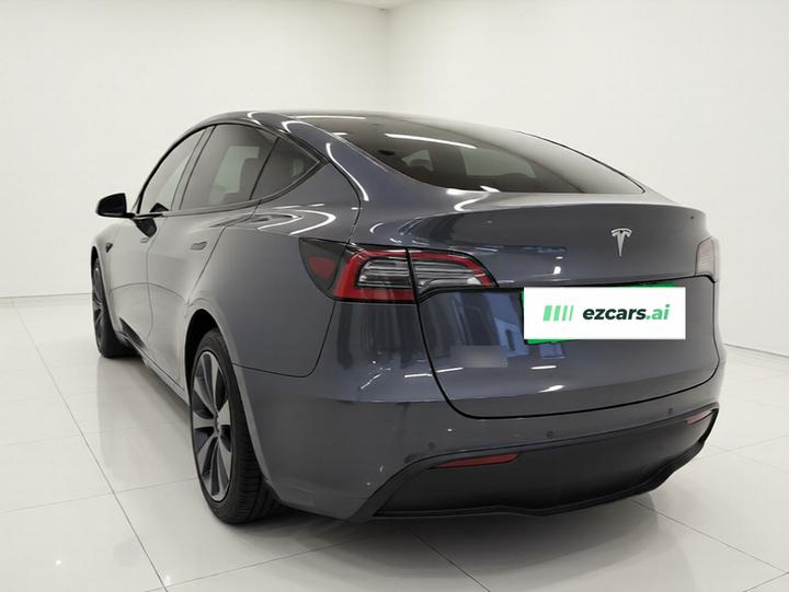 Model Y 2021 Standard Range RWD photo 4