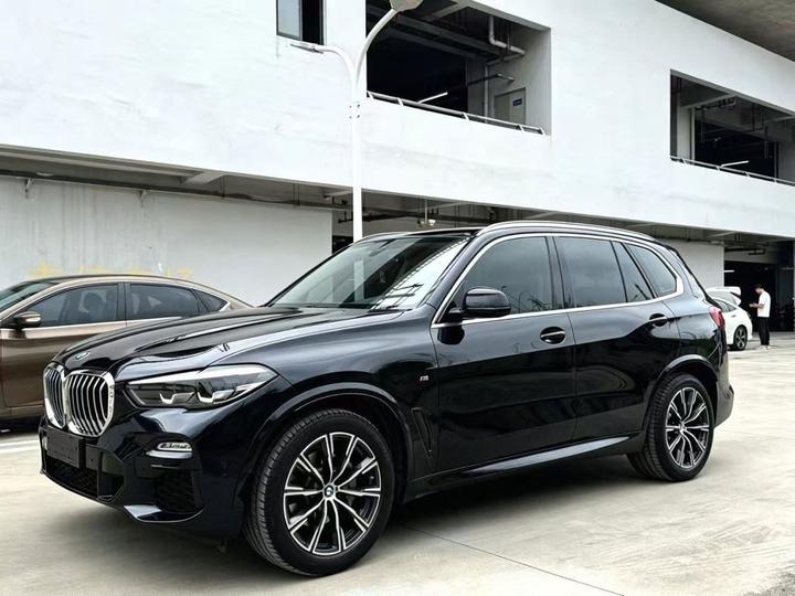 X5 Imported 2019 xDrive30i M Sport Package photo 2