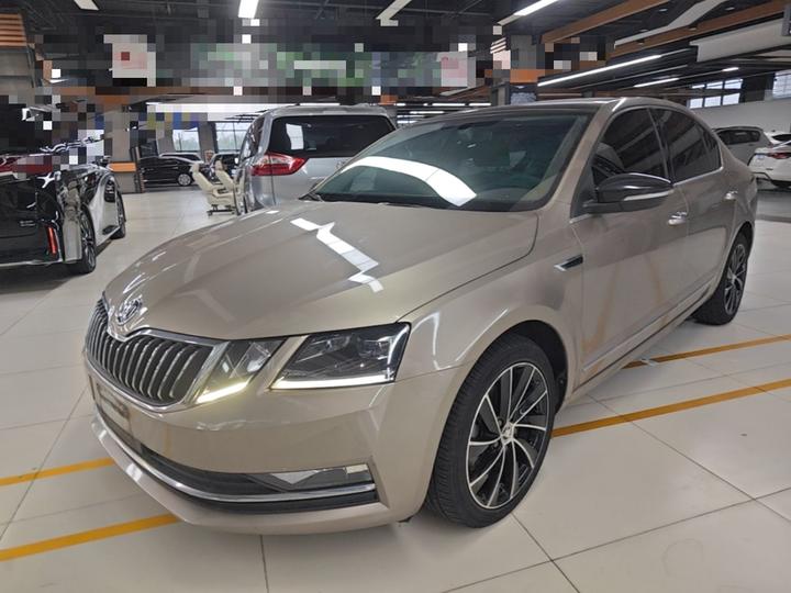 Octavia 2018 TSI280 DSG Luxury