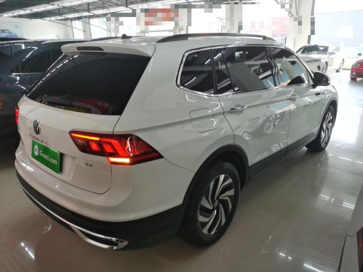 Tiguan L 2023 330TSI AT RWD Comfort photo 6