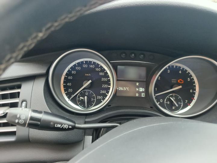 R-Class 2017 R 320 4MATIC Business Edition photo 4
