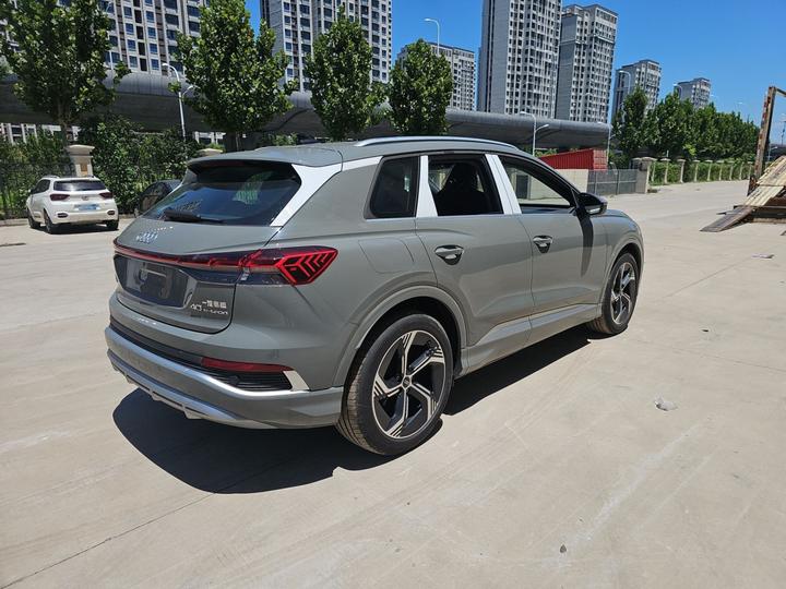 Q4 e-tron 2024 40 e-tron photo 3
