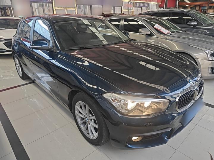 1 Series Imported 2016 118i Leading photo 3