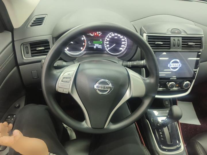 Tiida 2019 1.6L CVT China VI photo 6