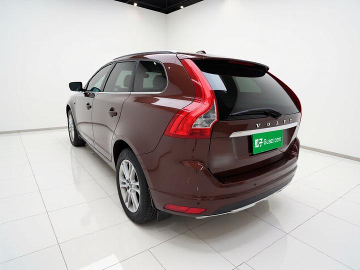 XC60 2015 T5 photo 4