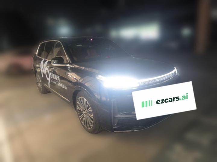 Galaxy M9 2025 210km AWD Pilot photo 3