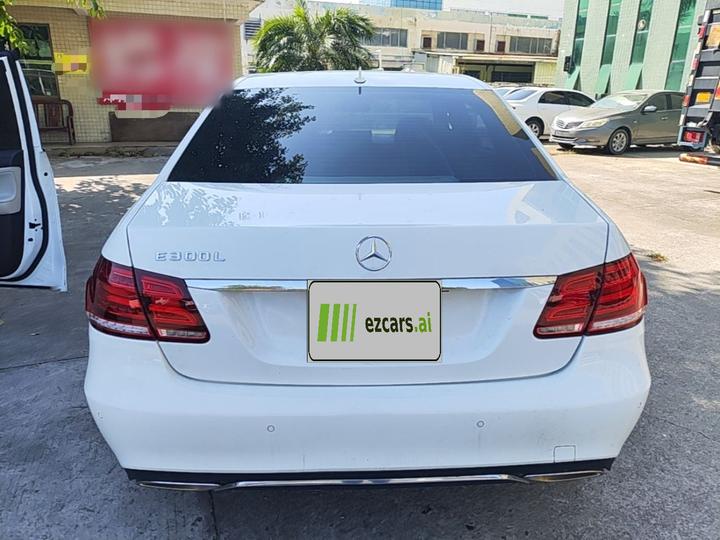 E-Class 2015 Facelift E 180 L Sport photo 5