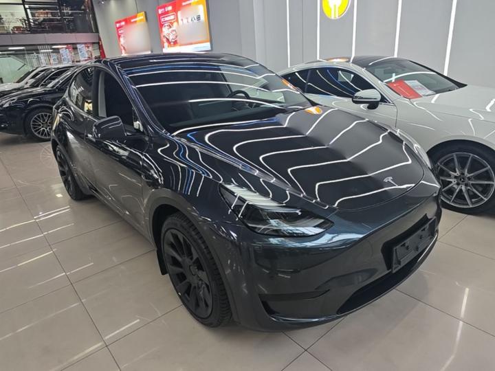 Model Y 2024 RWD photo 3