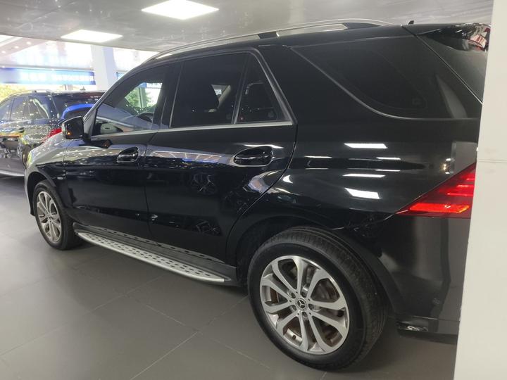 GLE Imported 2018 GLE 320 4MATIC Dynamic Edition photo 3