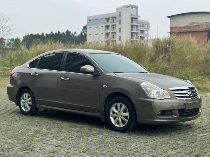 Sylphy 2012 Classic 1.6XE AT Comfort photo 3